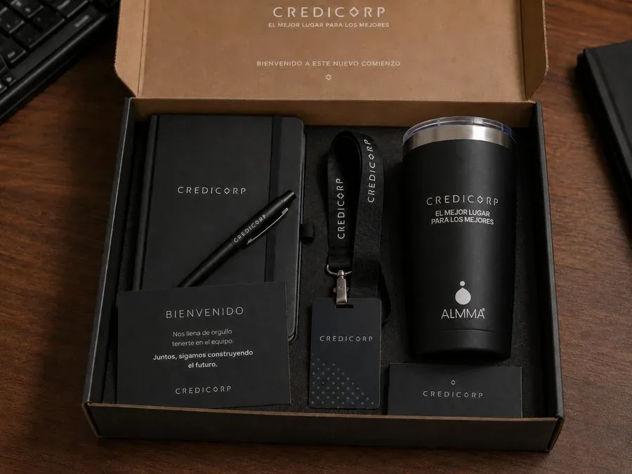 Welcome kit corporativo Credicorp con tumbler ALMMA